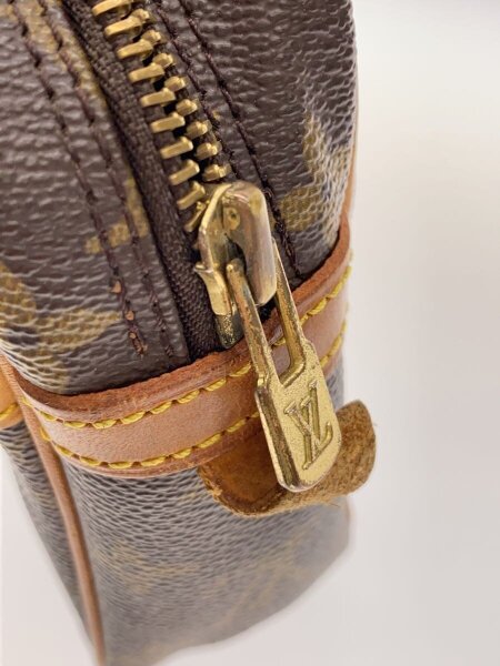LOUIS VUITTON(ルイヴィトン) / コンピエーニュ23_モノグラム 