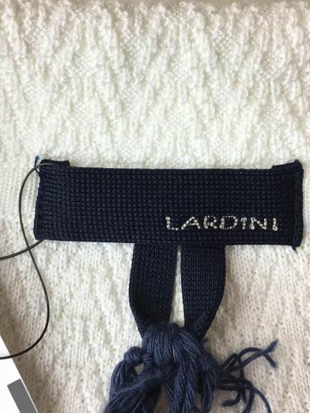 美品✨ラルディーニ ニットジャケット 38 コットン100% ブートニエール 花 美品✨ラルディーニ ニットジャケット 38 コットン100