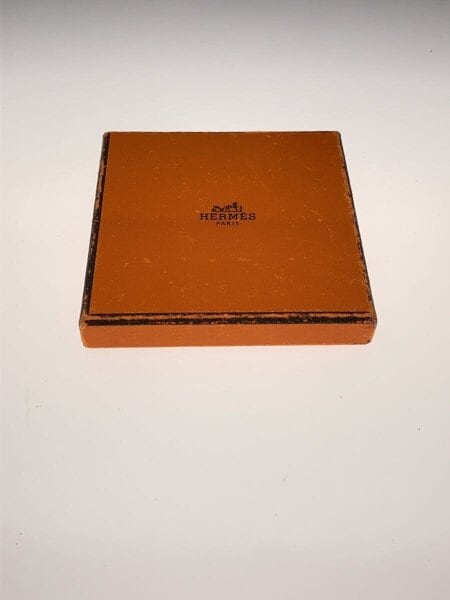 HERMES エルメス 雑貨 2013年 CHIC LE SPORT スポーツ レザー/ウッド ベージュ HERMES エルメス 縄跳び Part1 馬と革と静けさの美学——HERMÈSというラグジュアリーの起源 HERMES(ベージュ系)のフリマアイテム一覧 HERMES エルメス 雑貨 2013年 CHIC LE SPORT スポーツ レザー/ウッド ベージュ HERMES エルメス 縄跳び Part1 馬と革と静けさの美学——HERMÈSというラグジュアリーの起源 HERMES(ベージュ系)のフリマアイテム一覧