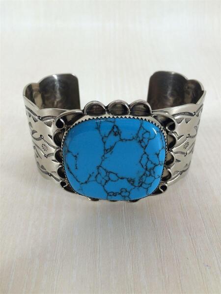 NAVAJO([インディアンジュエリー]ナバホ) / バングル/SILVER/スタンプ