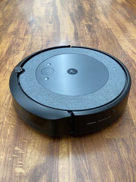 iRobot(［カデン］アイロボット) / 掃除機 ルンバ i5 i515860// | 中古