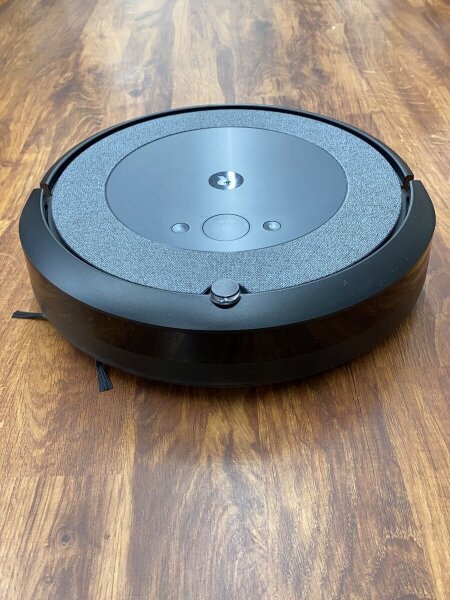 iRobot(［カデン］アイロボット) / 掃除機 ルンバ i5 i515860// | 中古