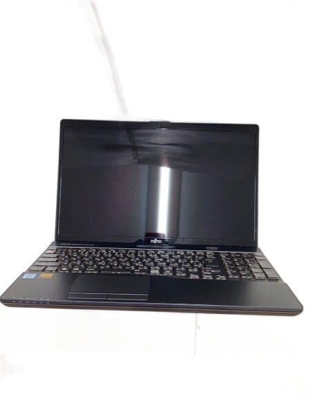 FUJITSU(フジツウ) / ノートパソコン FMV LIFEBOOK AH53/B3 FMVA53B3B 