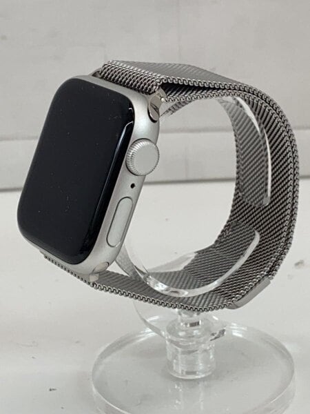 Apple(アップル) / Apple Watch SE 第2世代 GPSモデル 40mm MNJV3J/A 