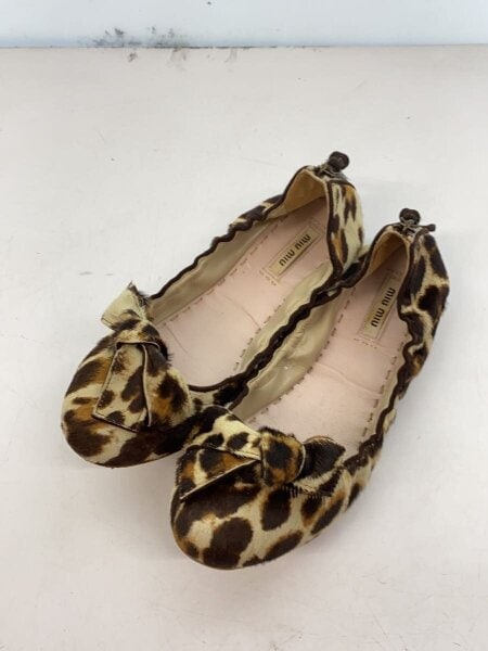 MIU MIU(ミュウミュウ) / フラットパンプス/--/CML | 中古品の販売