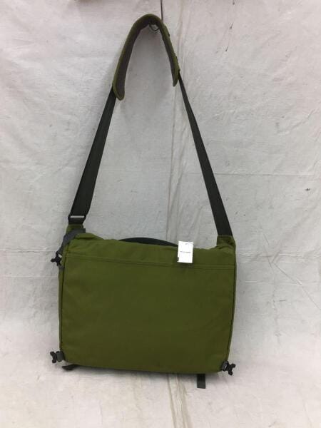 patagonia メッセンジャーバッグ グリーン Patagonia ハーフマスバッグ