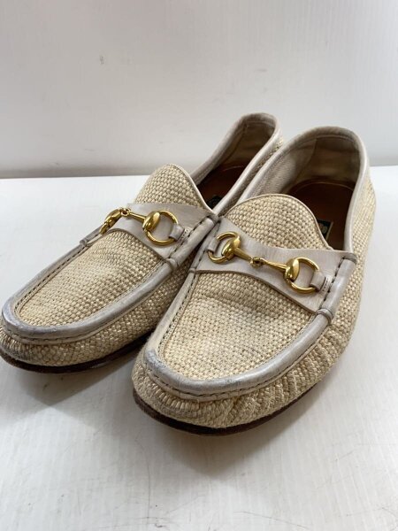 GUCCI ベージュ ローファー ゴールドチェーン8 GUCCI ベージュ