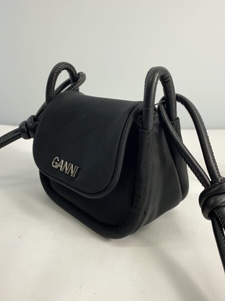 GANNI(ガニー) / Knot Mini Flap Overミニショルダー/バッグ/--/BLK 