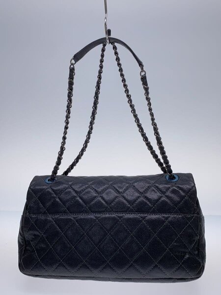 CHANELキャビアスキン オンザロード マトラッセ トートバッグ シャネル 