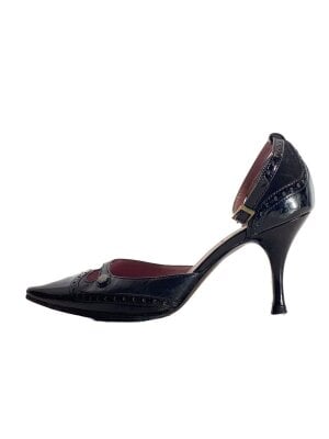 【美品】FENDI エナメルパンプス 38 キャメル 箱付 イタリア製 FENDIのパンプス検索結果|古着・中古品の通販サイト セカンド