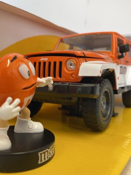 M&M's(エムアンドエムズ) / JADA TOYS製/2007/ジープ/ラングラー