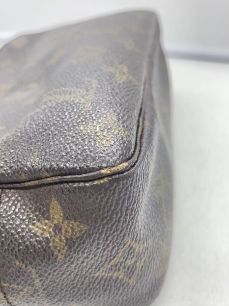 LOUIS VUITTON(ルイヴィトン) / トゥルース・トワレット23_モノグラム
