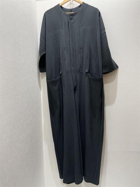 イッセイミヤケオムプリッセオーバーオール