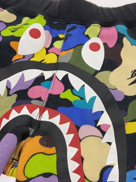A BATHING APE(アベイシングエイプ) / マルチカモシャークスウェット 