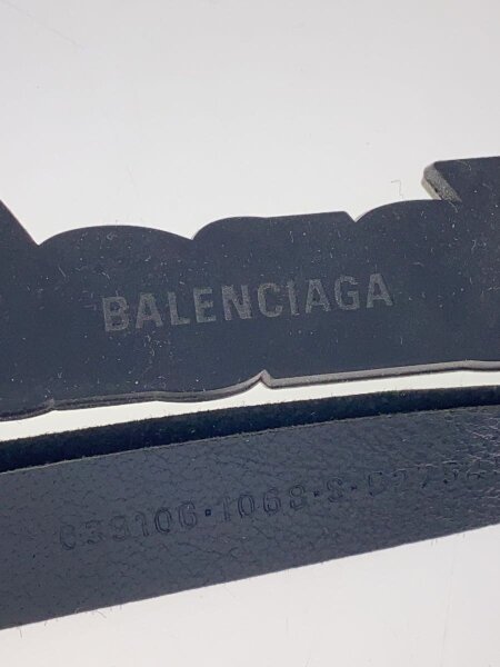 BALENCIAGA(バレンシアガ) / ラバーロゴキーホルダー/ネオンイエロー