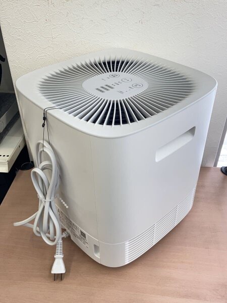 SHARP 衣類乾燥除湿機　プラズマクラスター7000 CV-R60 未使用品 SHARP(シャープ) / 衣類乾燥/除湿機/CV-R60-W/プラズマクラスター 7000