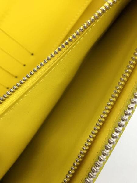 LOUIS VUITTON(ルイヴィトン) / ジッピーウォレットヴェルティカル長