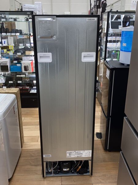 NITORI(ニトリ) / 24年製2ドア冷蔵庫/230L/NR-230F BK | 中古品の販売 