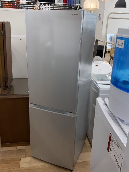 2022年製 アイリスオーヤマ 2ドア冷蔵庫 231L