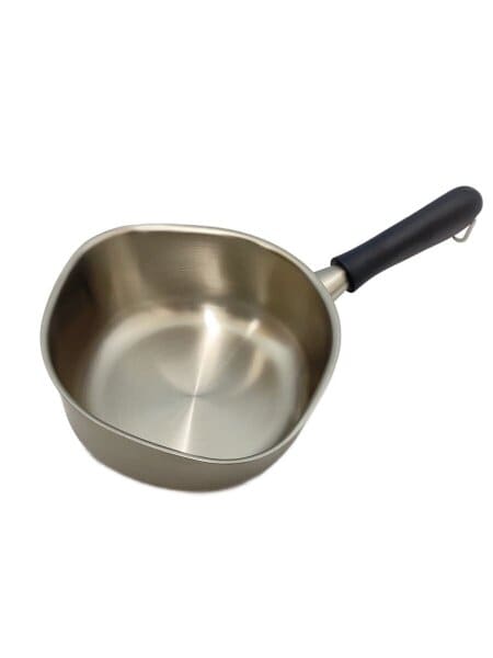 柳宗理 SORI YANAGI ヤナギソウリ 片手鍋 サイズ 18cm SLV 中古品の販売・通販なら