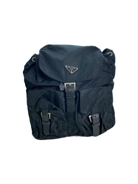 PRADA(プラダ) ⁄ 三角プレート⁄リュック⁄ナイロン⁄BLK⁄レザー | 中古品