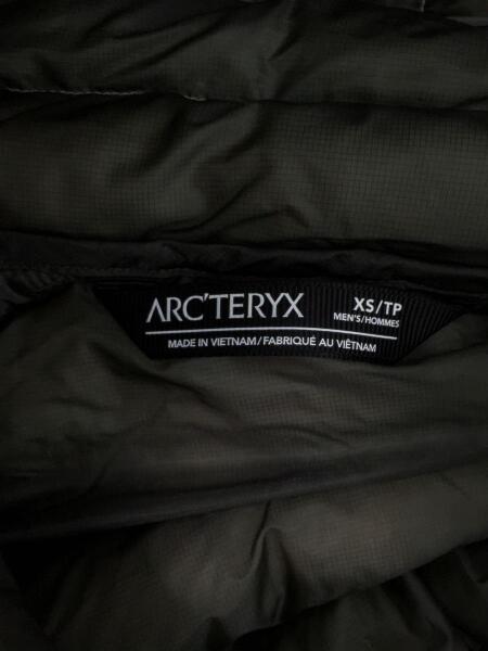 ARC'TERYX(アークテリクス) / ダウンジャケット/XS/ナイロン/KHK/無地