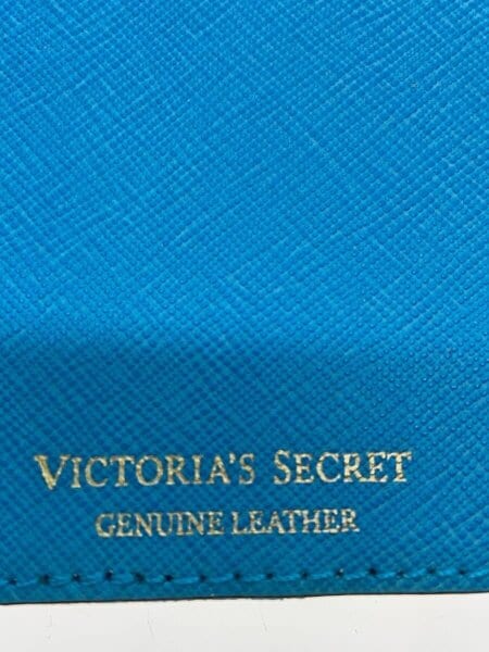 Victoria's Secret パスポートケース 青 ブルー Victoria's Secret(ヴィクトリアズシークレット) / パスポートケース