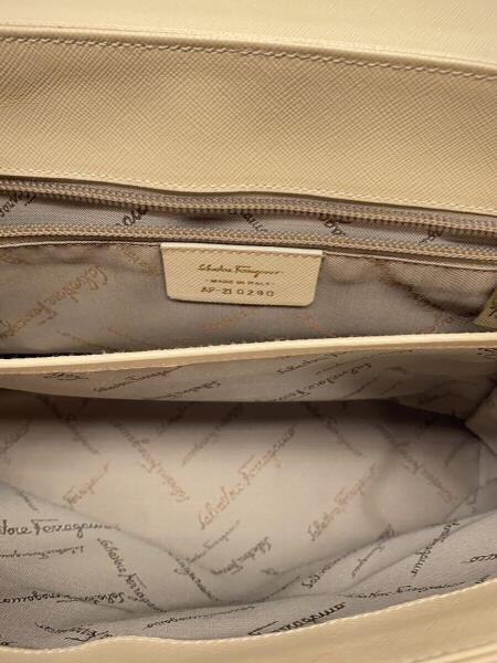 sou出品 Salvatore Ferragamo(サルヴァトーレフェラガモ) / ショルダーバッグ