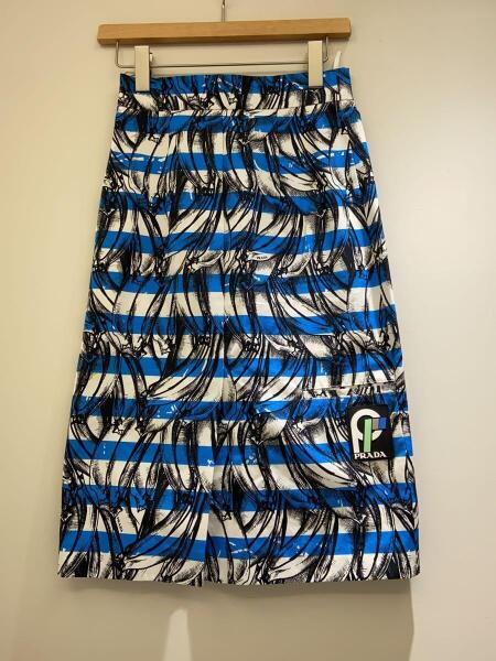 美品　PRADA バナナ柄スカート 週末セール！PRADA バナナ柄スカート size38