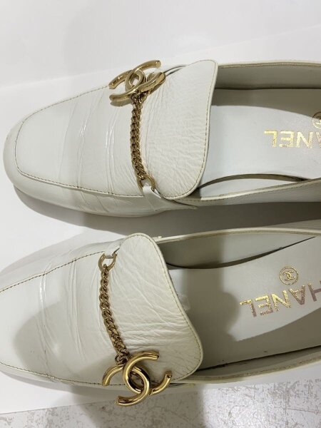CHANEL(シャネル) / ココマーク/ローファー/37.5/WHT/G45568 | 中古品