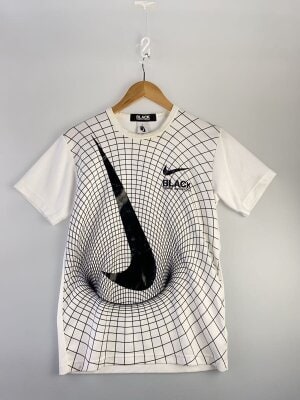 BLACK COMME des GARCONS（ブラックコムデギャルソン）の古着・中古品