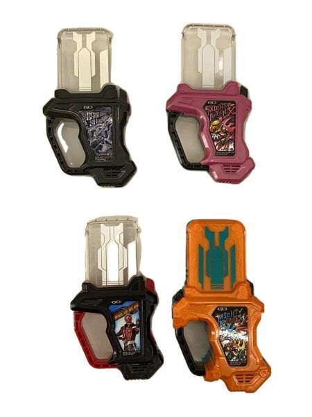 BANDAI(バンダイ) / DXゲーマドライバー 仮面ライダーエグゼイド 変身