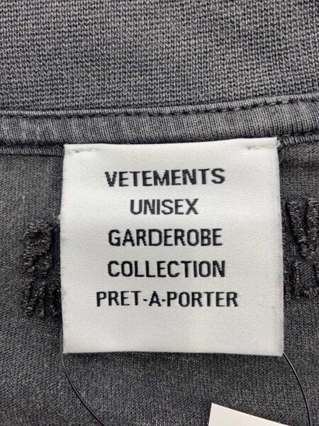 VETEMENTS / Tシャツ/M/コットン/GRY/プリント/UE63TR640B VETEMENTS(ヴェトモン) / Tシャツ/M/コットン/GRY/プリント/UE63TR640B