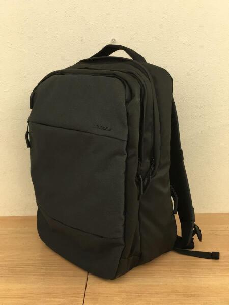 Incase(インケース) / A.R.C.Commuter Pack/リュック/--/GRY/無地/QC 