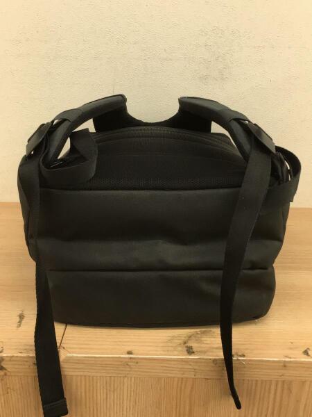 Incase(インケース) / A.R.C.Commuter Pack/リュック/--/GRY/無地/QC 