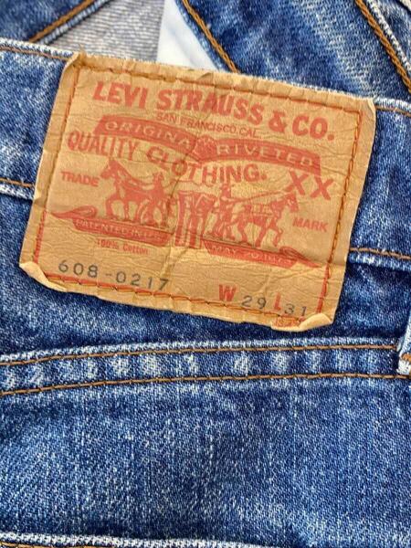 Levi