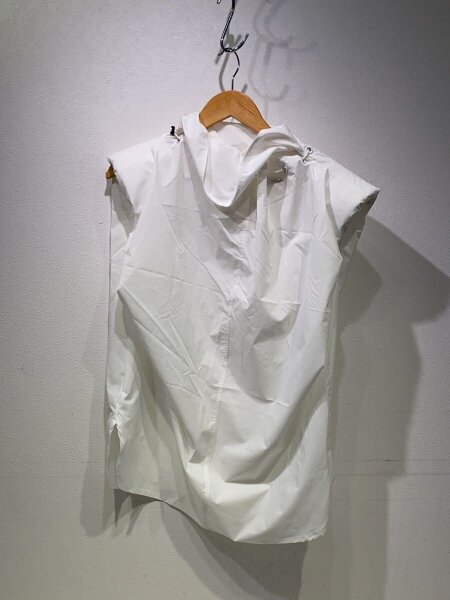 TOGA / ナイロンベスト/36/ポリエステル/WHT/ta11-jk037 TOGA(トーガ) / ナイロンベスト/36/ポリエステル/WHT/ta11-jk037