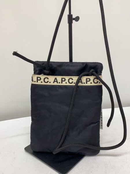 A.P.C.(アーペーセー) / NECK POUCH REPEATテープロゴサコッシュ 