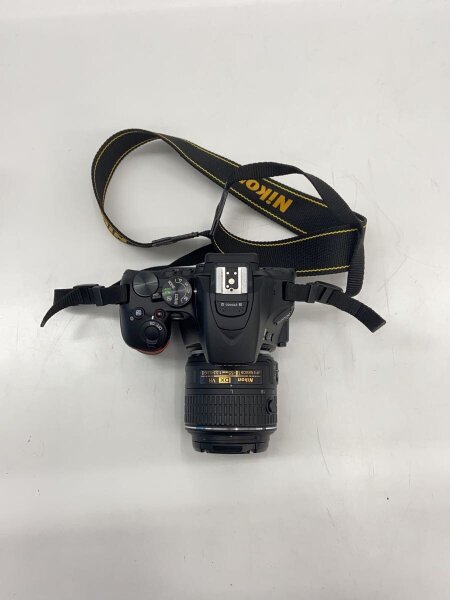 Nikon(ニコン) / デジタル一眼カメラ D5500 ダブルズームキット 