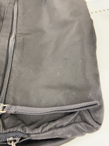 PRADA(プラダ) / リュック/ナイロン/BLK/無地/使用感/ヨゴレ | 中古品