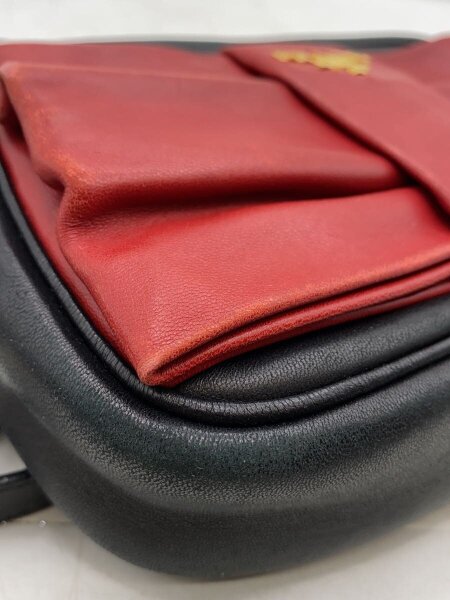 PRADA(プラダ) / リボンモチーフ/ショルダーバッグ/--/RED/BP0166 