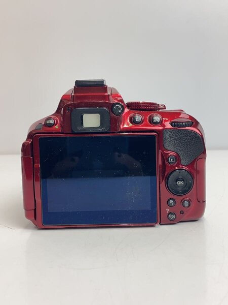 Nikon(ニコン) / デジタル一眼カメラ D5300 18-140 VR レンズキット 