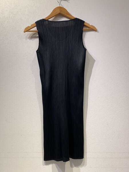 PLEATS PLEASE ISSEY MIYAKE(プリーツプリーズイッセイミヤケ