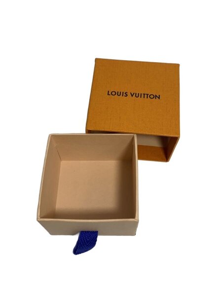 LOUIS VUITTON(ルイヴィトン) / ネックレス・エセンシャルV_SLV/メッキ 