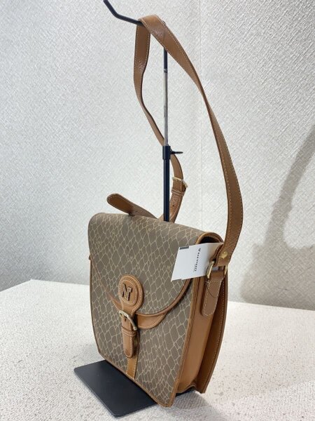 ニナ・ニナ リッチ】 オンデュレ 2Wayショルダーバッグ [30 NINA RICCI 