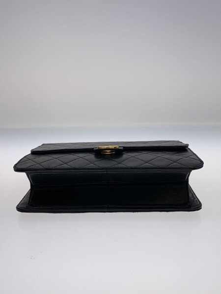シャネル CHANEL マトラッセ ショルダーバッグ バッグ ラムスキン（羊革） レディース ブラック系 【中古】 CHANEL（シャネル） マトラッセ ブランドオフ ラムスキン（羊革