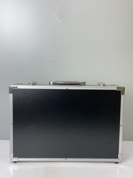 CNB　大型エフェクターケース　中古品 CNB(シーエヌビー) &frasl; 楽器周辺機器その他&frasl;エフェクターケース | 中古品