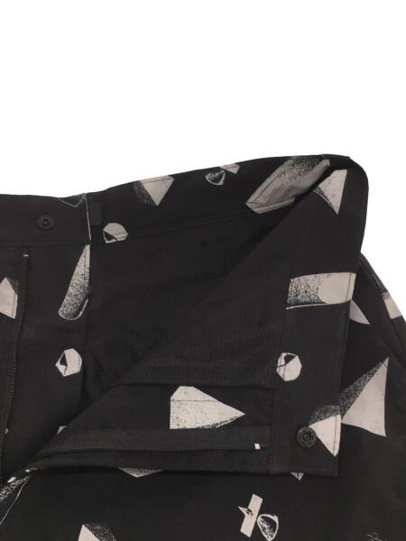 UNDERCOVER / ショートパンツ/2/ポリエステル/ブラック/総柄/UC1B4508-1 UNDERCOVER(アンダーカバー) / ショートパンツ/2/ポリエステル/BLK/総