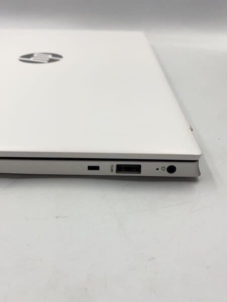 HP pavilion Laptop 15-eg0524TU ノートパソコン 高いコストパフォーマンスを誇る正統派ノートPC HP Pavilion 15-eg
