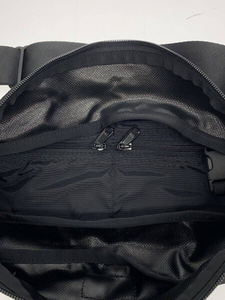 BRIEFING(ブリーフィング) / TRIPOD BODY BAG/ショルダーバッグ